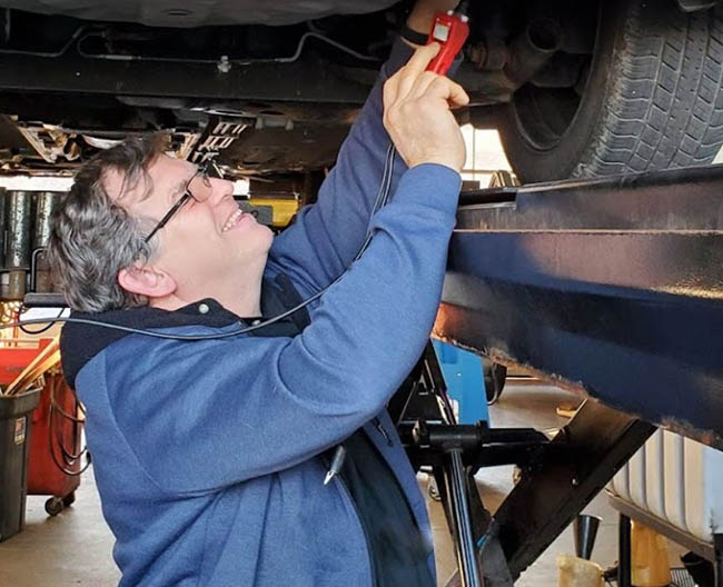 AUTO REPAIR IN NAPERVILLE, IL AUTO REPAIR IN NAPERVILLE, IL